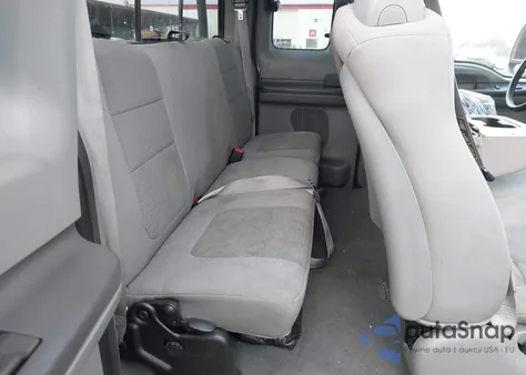 2004 Ford F-250 Lariat/Xl/Xlt z USA, uszkodzony, nr VIN 1FTNX21P94EC73505